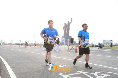 Race photo from ISOPlus Run 2024 Jakarta