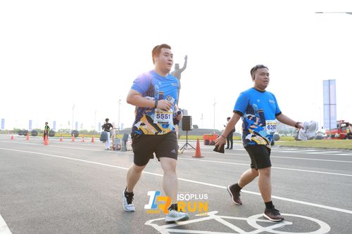 Race photo from ISOPlus Run 2024 Jakarta
