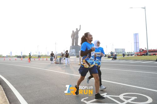 Race photo from ISOPlus Run 2024 Jakarta