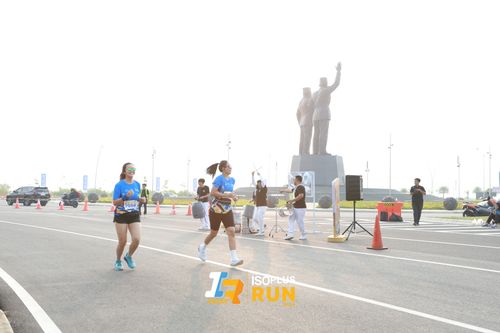 Race photo from ISOPlus Run 2024 Jakarta