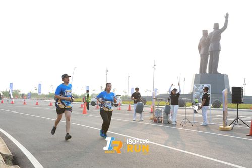 Race photo from ISOPlus Run 2024 Jakarta