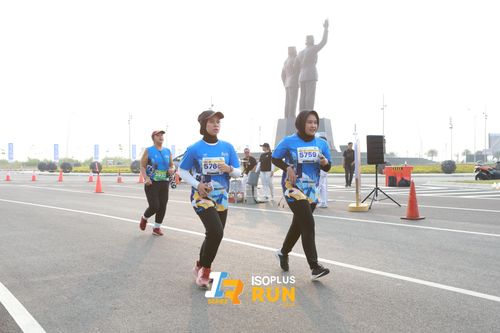 Race photo from ISOPlus Run 2024 Jakarta