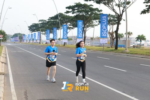 Race photo from ISOPlus Run 2024 Jakarta