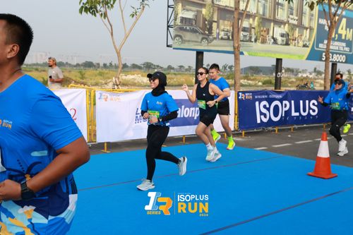 Race photo from ISOPlus Run 2024 Jakarta