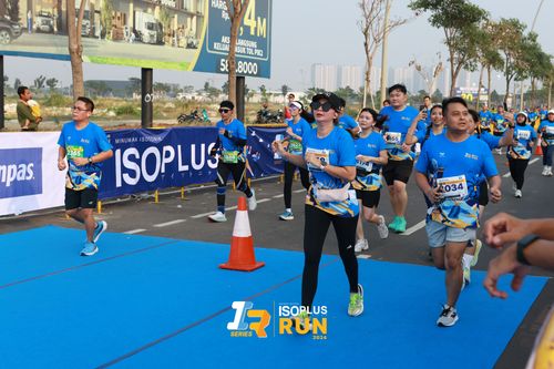 Race photo from ISOPlus Run 2024 Jakarta