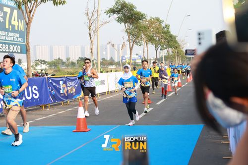 Race photo from ISOPlus Run 2024 Jakarta