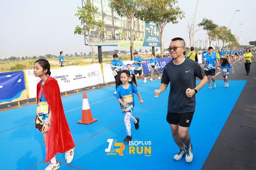 Race photo from ISOPlus Run 2024 Jakarta