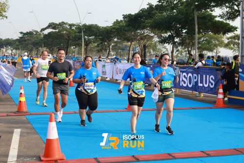Race photo from ISOPlus Run 2024 Jakarta