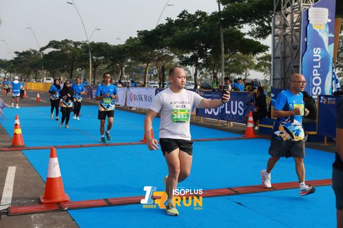 Race photo from ISOPlus Run 2024 Jakarta
