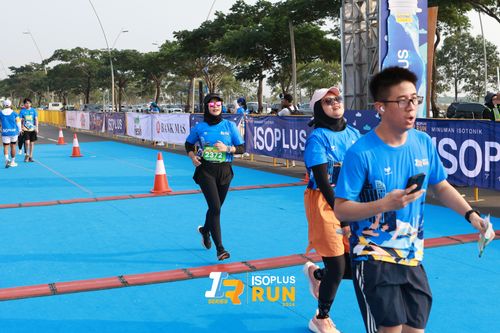 Race photo from ISOPlus Run 2024 Jakarta