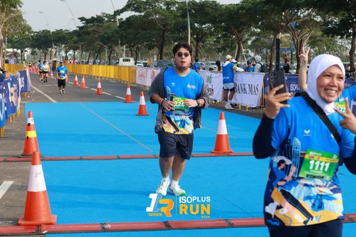 Race photo from ISOPlus Run 2024 Jakarta