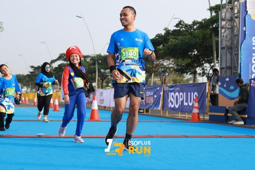 Race photo from ISOPlus Run 2024 Jakarta
