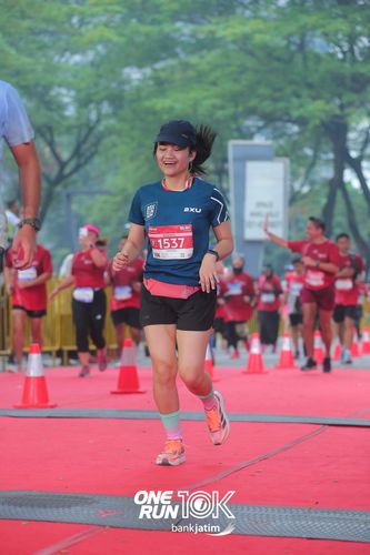 Race photo from ONE RUN 10 K