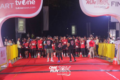 Race photo from ONE RUN 10 K