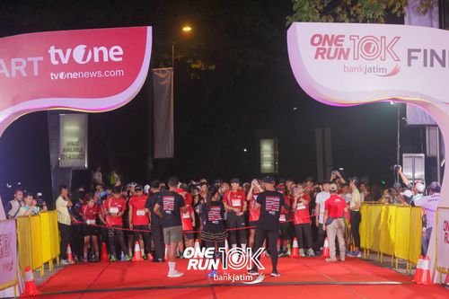 Race photo from ONE RUN 10 K