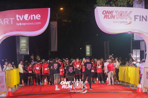 Race photo from ONE RUN 10 K