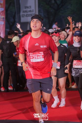 Race photo from ONE RUN 10 K