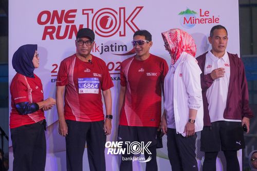 Race photo from ONE RUN 10 K