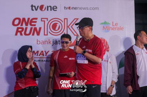 Race photo from ONE RUN 10 K