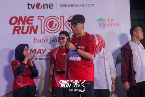 Race photo from ONE RUN 10 K