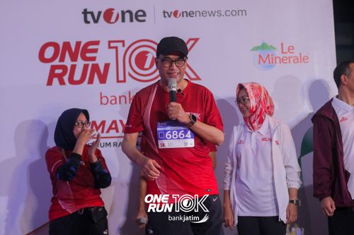 Race photo from ONE RUN 10 K