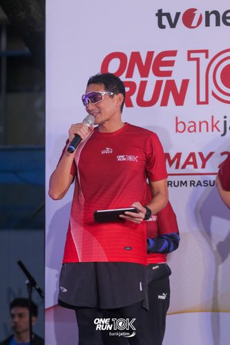 Race photo from ONE RUN 10 K