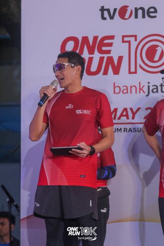 Race photo from ONE RUN 10 K