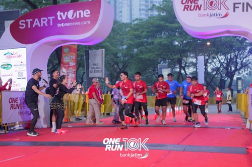 Race photo from ONE RUN 10 K