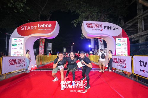 Race photo from ONE RUN 10 K