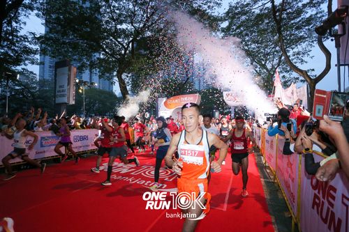 Race photo from ONE RUN 10 K