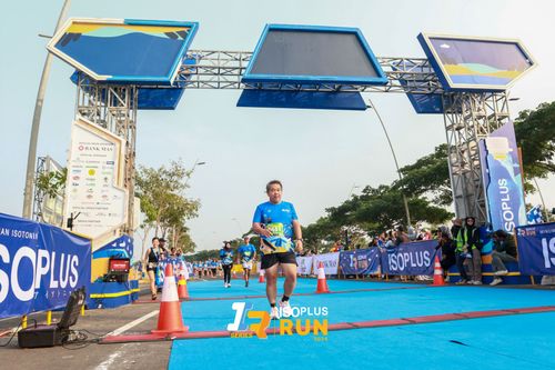 Race photo from ISOPlus Run 2024 Jakarta
