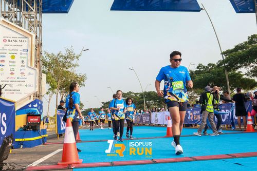 Race photo from ISOPlus Run 2024 Jakarta