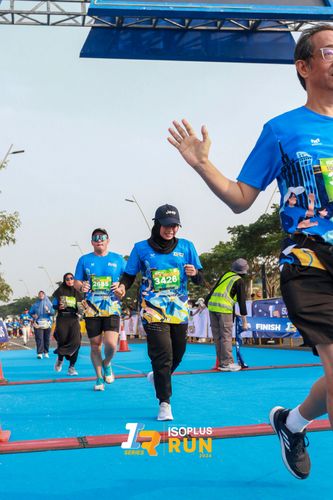 Race photo from ISOPlus Run 2024 Jakarta