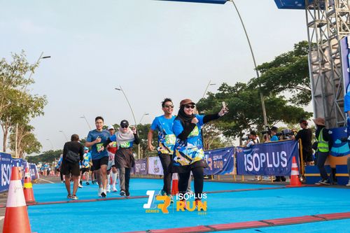 Race photo from ISOPlus Run 2024 Jakarta