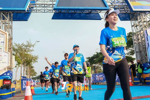 Race photo from ISOPlus Run 2024 Jakarta