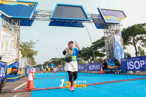 Race photo from ISOPlus Run 2024 Jakarta