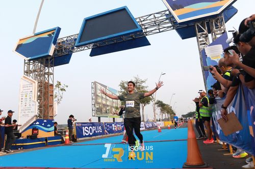 Race photo from ISOPlus Run 2024 Jakarta