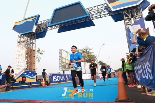 Race photo from ISOPlus Run 2024 Jakarta