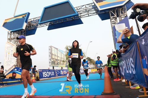 Race photo from ISOPlus Run 2024 Jakarta