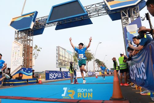 Race photo from ISOPlus Run 2024 Jakarta