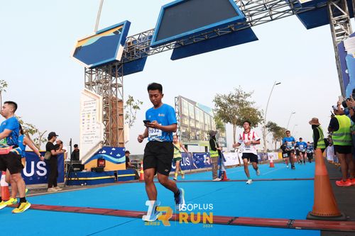 Race photo from ISOPlus Run 2024 Jakarta