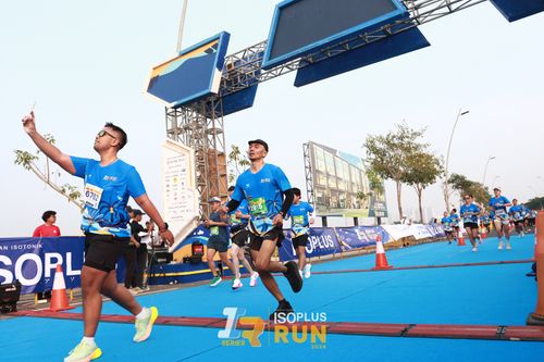 Race photo from ISOPlus Run 2024 Jakarta