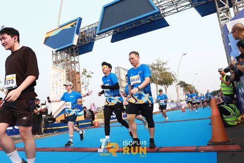 Race photo from ISOPlus Run 2024 Jakarta