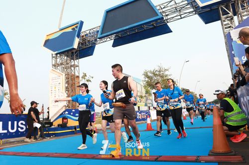 Race photo from ISOPlus Run 2024 Jakarta