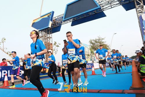 Race photo from ISOPlus Run 2024 Jakarta