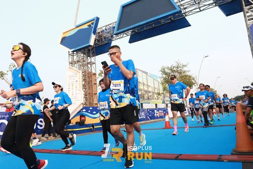Race photo from ISOPlus Run 2024 Jakarta