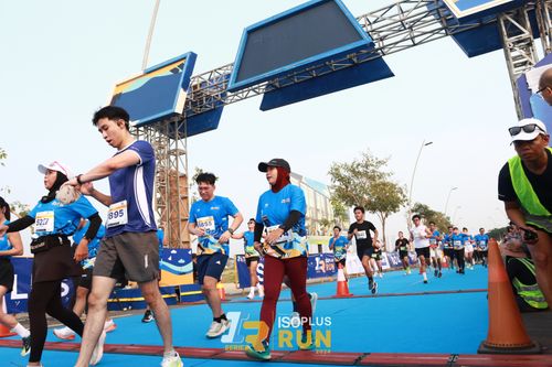 Race photo from ISOPlus Run 2024 Jakarta
