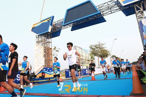 Race photo from ISOPlus Run 2024 Jakarta