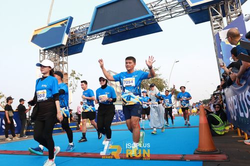 Race photo from ISOPlus Run 2024 Jakarta
