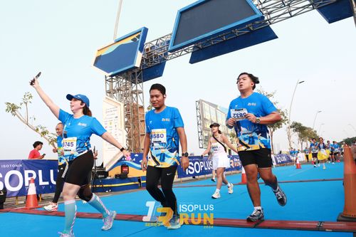 Race photo from ISOPlus Run 2024 Jakarta